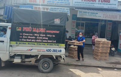 HÒA NHƠN: Trao 720 con gà giống cho các ĐVTN tiên phong khởi nghiệp