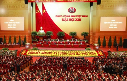 Phản bác các quan điểm sai trái, thù địch về công tác xây dựng, chỉnh đốn Đảng