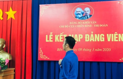 Không kiểm điểm đảng viên mới kết nạp chưa đủ 6 tháng
