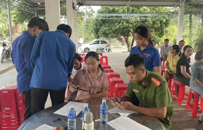 ĐOÀN XÃ HÒA NINH HƯỚNG DẪN NGƯỜI DÂN CÀI ĐẶT ỨNG DỤNG VNEID VÀ ĐĂNG KÝ TÀI KHOẢN ĐỊNH DANH