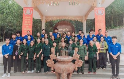 HÒA VANG: PHỐI HỢP VỚI HỘI CỰU TNXP HUYỆN TỔ CHỨC HÀNH QUÂN VỀ NGUỒN 