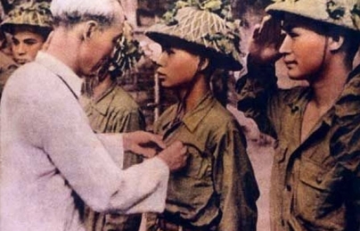 BA CHIẾC BA LÔ