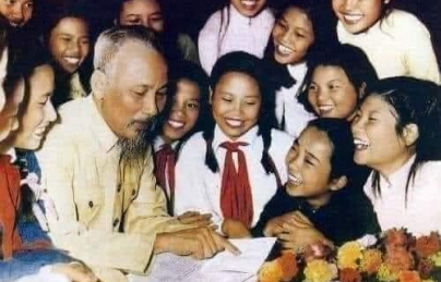 “Người chủ tương lai của nước nhà”