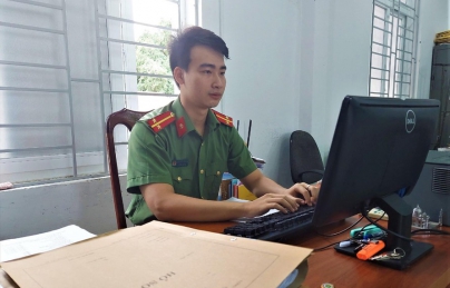 Trung úy vùng biên thiết kế phần mềm